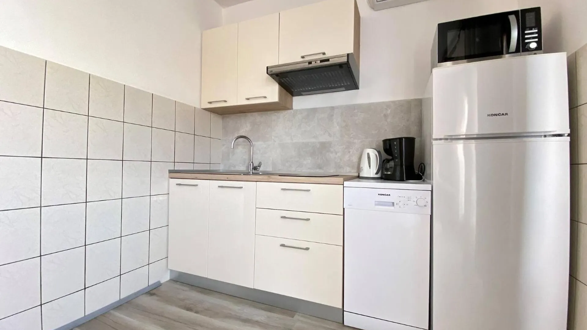Apartment Almira With Sea View Krk Town 0*,  Croatie