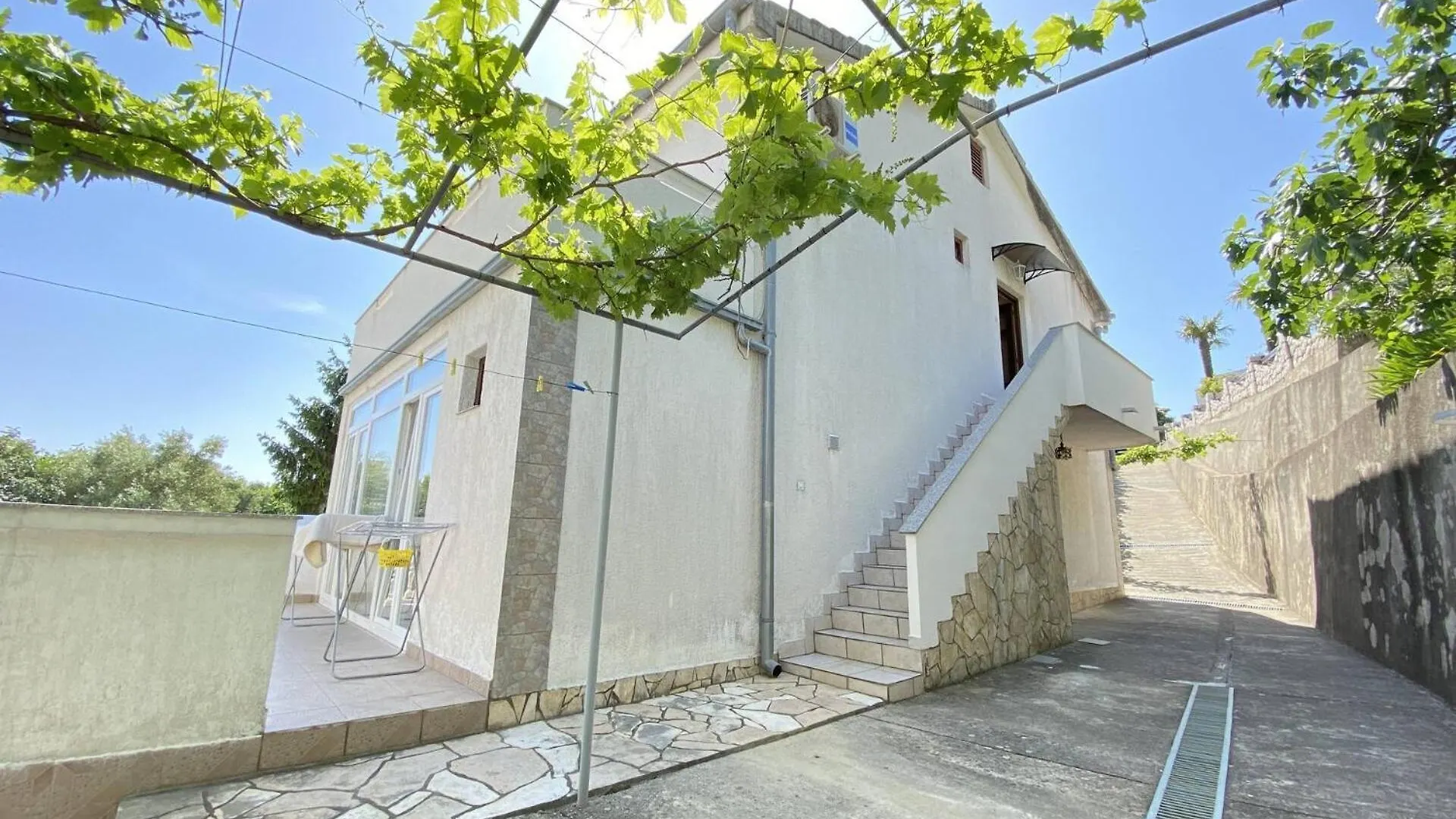 Apartment Almira With Sea View Krk Town